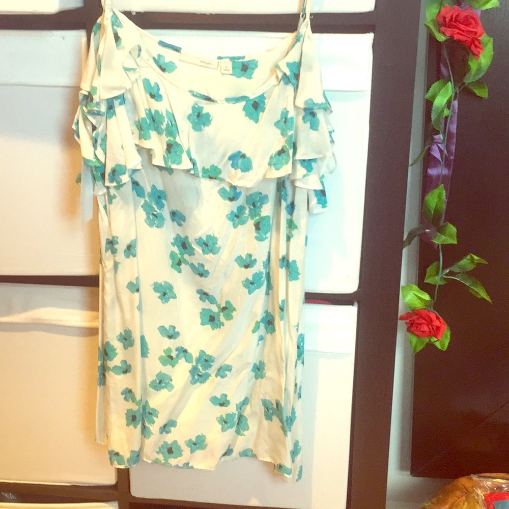 Halogen silk top
